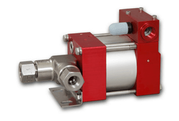 M · Single-acting water/oil pumps