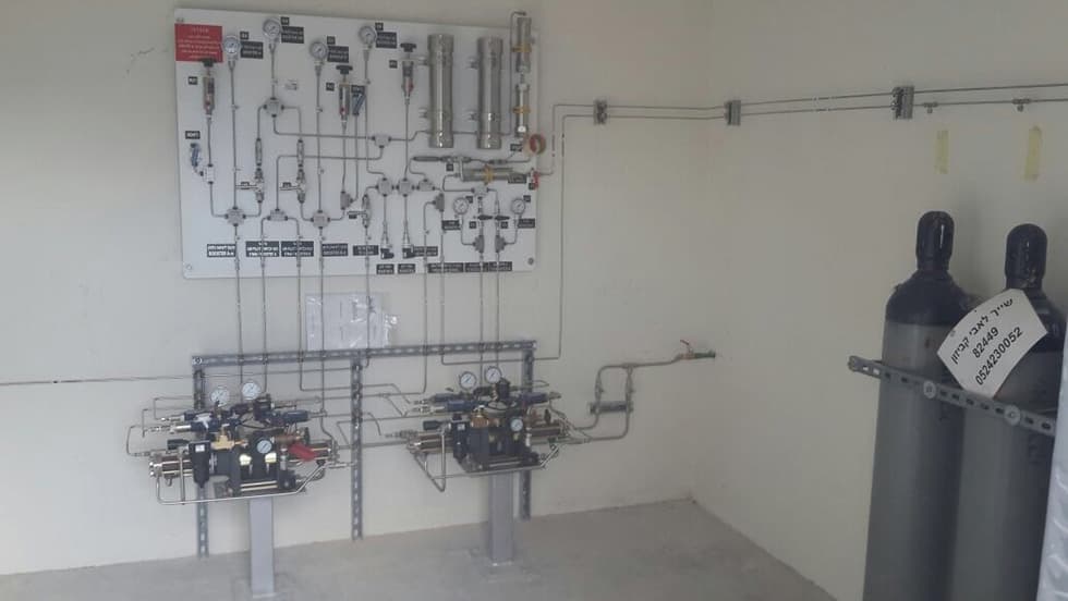 High-pressure piping systems